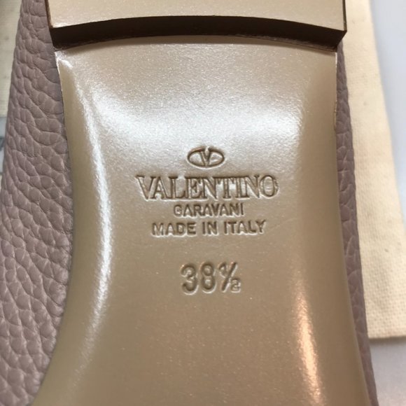 NIB Authentic Valentino Garavani Rockstud Ankle Strap Pebbled Leather Flat - Picture 7 of 7